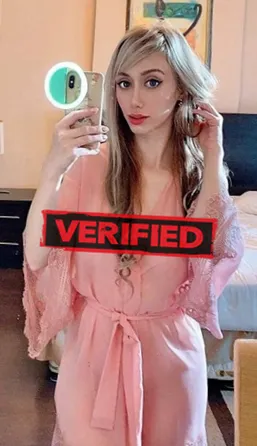 Angelina fucker Prostituta Santana