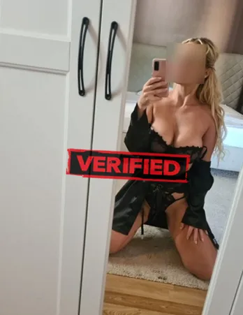 Britney sexy Trouver une prostituée Kilchberg